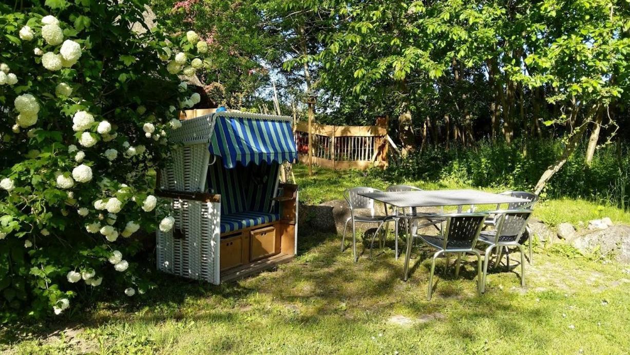 Ferienwohnung Altes Waschhaus Krakvitz Putbus Exterior foto